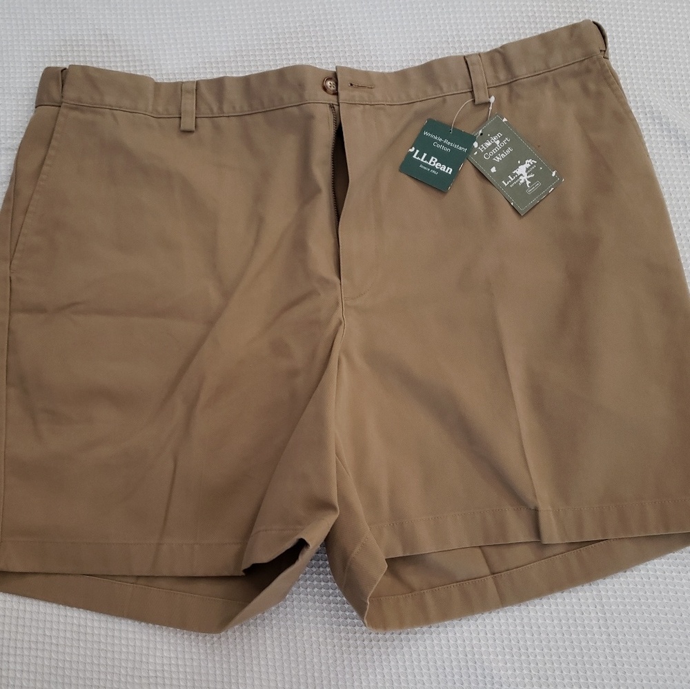Men's shorts  dark khaki NWT L.L. Bean